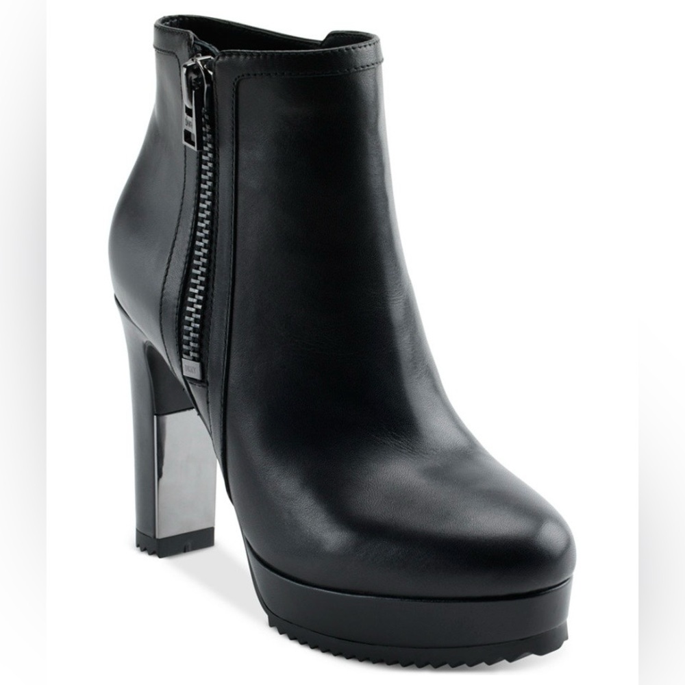 ✨NWT✨ DKNY, Liana Zipper Platform Ankle Booties, Black, Size 9.5